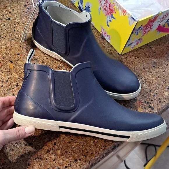 🌍Joules-Rainwell🌍 - Picture 5 of 15